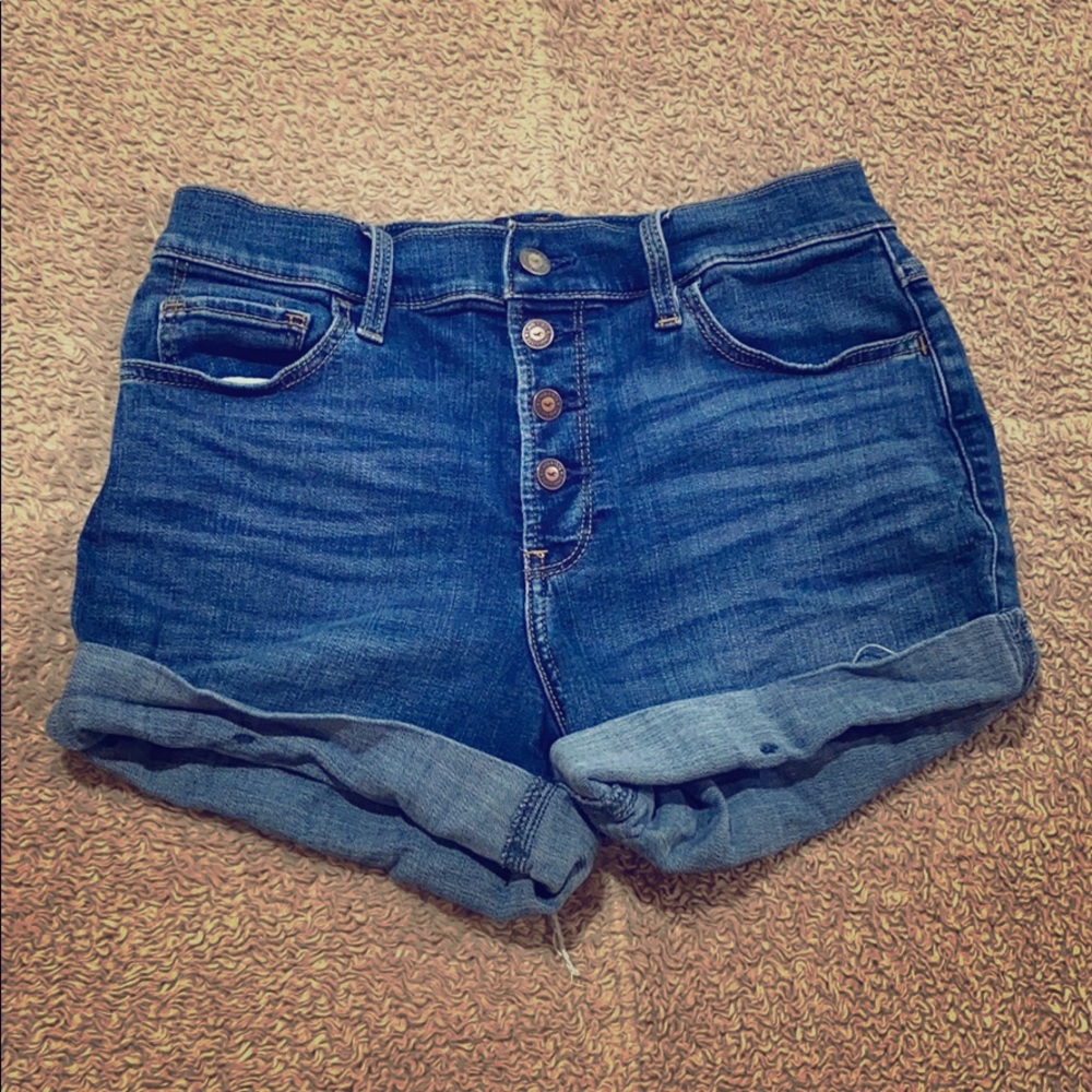 Hollister High Rise 5” Shorts Size 7